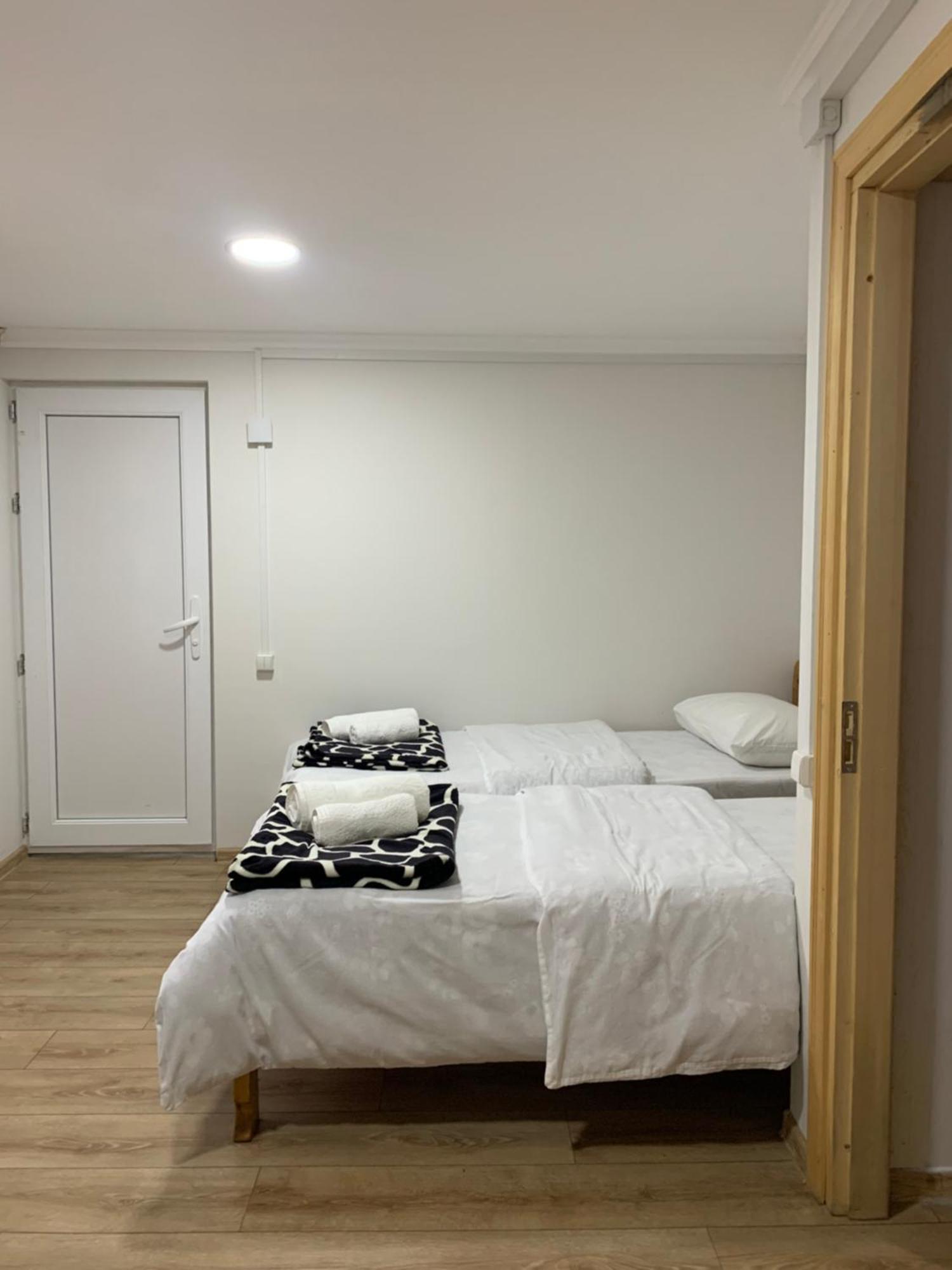 Tebdi Qor, Warm Home Местия Екстериор снимка